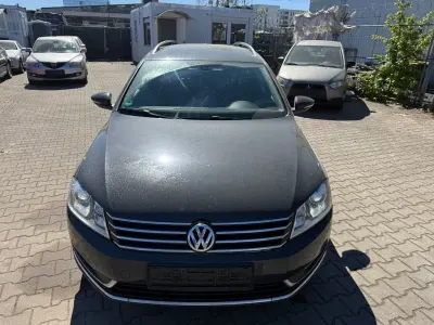 Begagnad VW Passat Edition 140 HK (102 kW) 2014 Grå Kombi