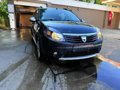 Gebraucht Dacia Sandero Stepway 87 PS (63 kW) 2010 Grau Limousine