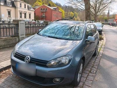 Begagnad VW Golf VI 102 HK (75 kW) 2009 Grå Halvkombi