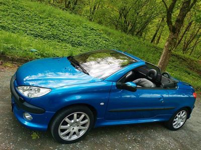 Gebraucht Peugeot 206 CC 136 PS (100 kW) 2002 Blau Cabrio