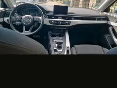 Gebraucht Audi A4 Sport 150 PS (110 kW) 2019 Silber Kombi