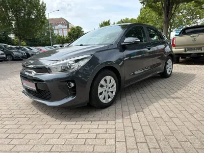 Gebraucht Kia Rio Attract 84 PS (61 kW) 2020 Schwarz Kleinwagen