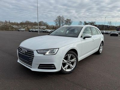 Gebraucht Audi A4 Sport 150 PS (110 kW) 2016 Weiß Limousine