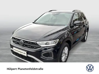 Używany VW T-Roc Life 110 KM (80 kW) 2022 Czarny SUV