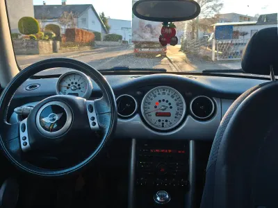 Gebraucht Mini Cooper 116 PS (85 kW) 2002 Rot Kleinwagen