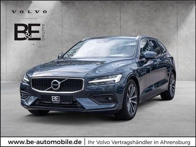 Usata Volvo V60 Momentum 250 CV (183 kW) 2020 Blu Station wagon