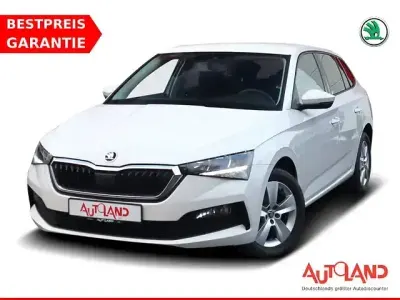 Gebraucht Skoda Scala Active 95 PS (69 kW) 2019 Weiß Kleinwagen