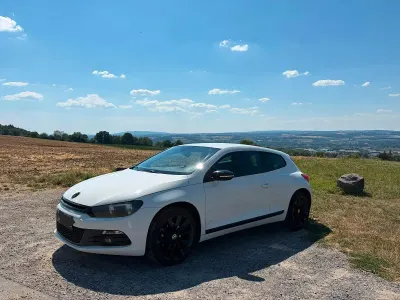 Gebraucht VW Scirocco 122 PS (89 kW) 2010 Weiß Coupé