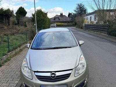 Gebraucht Opel Corsa Color Edition 80 PS (58 kW) 2009 Beige Kleinwagen