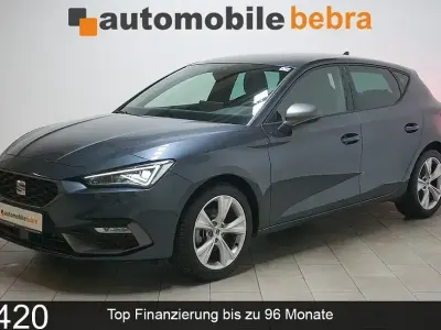Begagnad Seat Leon FR 116 HK (85 kW) 2025 Grå Sedan