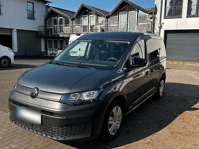 Usata VW Caddy 102 CV (75 kW) 2021 Nero Monovolume