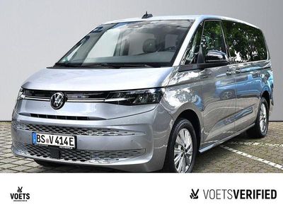 Usado VW Multivan Life 150 HP (110 kW) 2023 Azul Monovolume