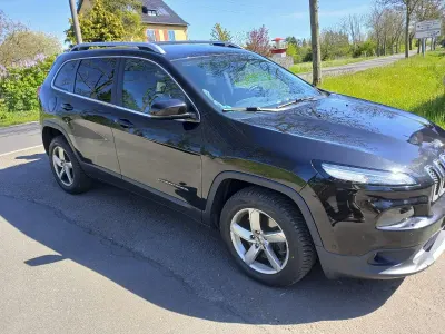 Gebraucht Jeep Cherokee 170 PS (125 kW) 2014 Schwarz SUV