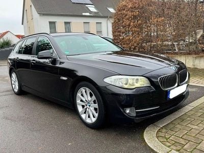 Gebraucht BMW 525 218 PS (160 kW) 2011 Schwarz Kombi