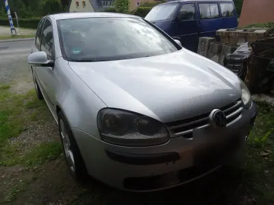 Gebraucht VW Golf V 115 PS (84 kW) 2004 Silber Kleinwagen