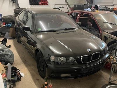 BMW 318 Compact