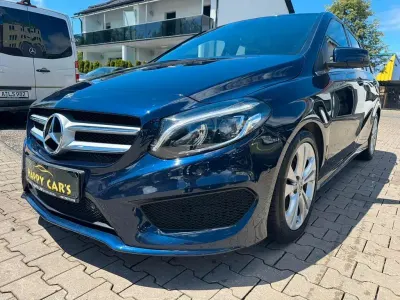 Gebraucht Mercedes B220 AMG line 170 PS (125 kW) 2019 Blau Van / Kleinbus