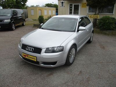 gebraucht Audi A3 1.6 Attraction Automatik