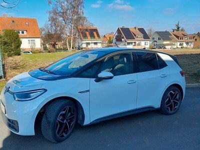 Gebraucht VW ID.3 Pro 106 kW (145 PS) 2022 Weiß Kleinwagen