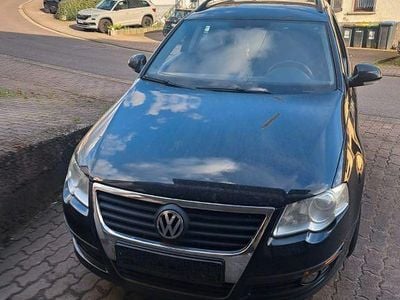 Gebraucht VW Passat Comfortline 140 PS (102 kW) 2010 Schwarz Kombi