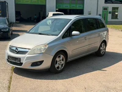 Gebraucht Opel Zafira 140 PS (102 kW) 2008 Silber Van / Kleinbus