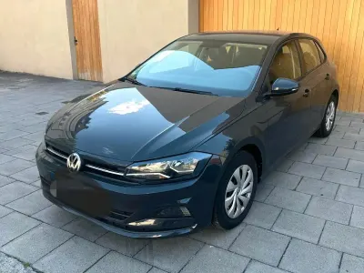 Gebraucht VW Polo Comfortline 65 PS (47 kW) 2018 Grau Kleinwagen