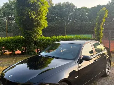Gebraucht BMW 320 150 PS (110 kW) 2007 Schwarz Limousine
