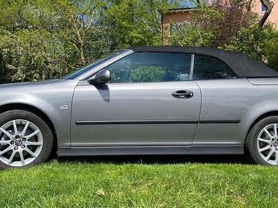 Second-hand Saab 9-3 Cabriolet Linear 150 CP (110 kW) 2004 Gri Cabrio