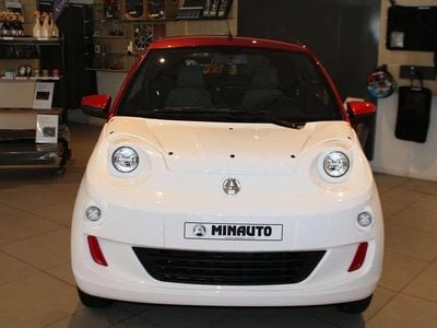 Neu Aixam Minauto Chic 2025 Weiß / rot Kleinwagen