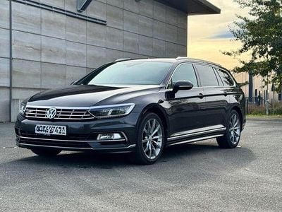 Gebraucht VW Passat Highline 150 PS (110 kW) 2019 Schwarz Kombi