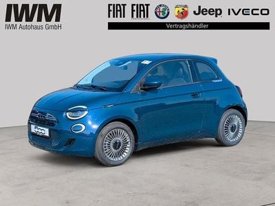 Neu Fiat 500 65 PS (47 kW) 2026 Grün Kleinwagen