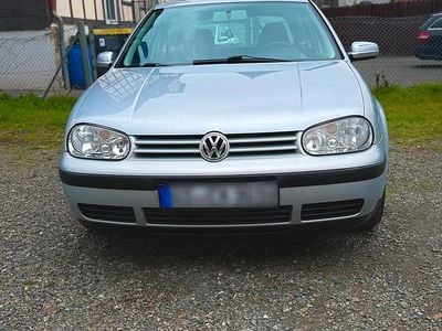 Gebraucht VW Golf IV 75 PS (55 kW) 2001 Silber Kleinwagen