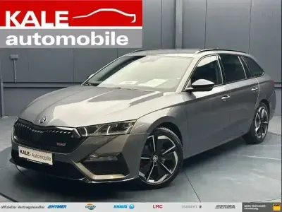 Gebraucht Skoda Octavia RS 200 PS (147 kW) 2023 Graphitegrau metallic Kombi