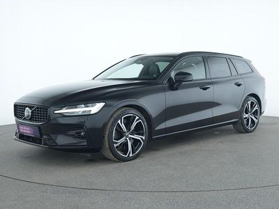 Gebraucht Volvo V60 Plus 250 PS (183 kW) 2022 Onyx black Kombi