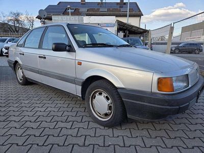 Gebraucht VW Passat 90 PS (66 kW) 1993 Silber Limousine