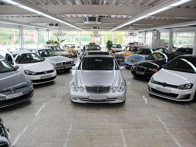 Second-hand Mercedes E240 Avantgarde 177 CP (130 kW) 2005 Argintiu Break