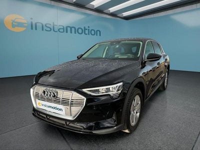 Gebraucht Audi e-tron 300 kW (408 PS) 2022 Schwarz SUV
