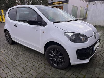 Gebraucht VW up! CLUB 60 PS (44 kW) 2015 Weiß Kleinwagen