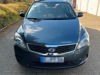 Gebraucht Kia Ceed 90 PS (66 kW) 2010 Grau Kleinwagen