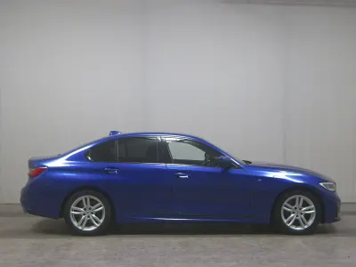 Gebraucht BMW 330 M Sport 265 PS (194 kW) 2020 Blau Limousine