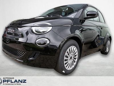 Second-hand Fiat 500e Basis 86 kW (118 CP) 2023 Negru Hatchback