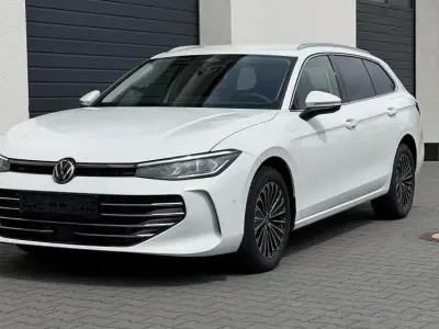 Neu VW Passat Elegance 150 PS (110 kW) 2026 Pure white Kombi
