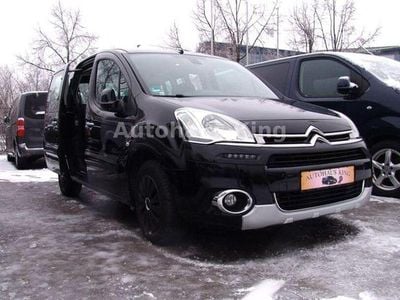 Gebraucht Citroën Berlingo SELECTION 92 PS (67 kW) 2015 Lack onyx schwarz/deckende lac Van / Kleinbus