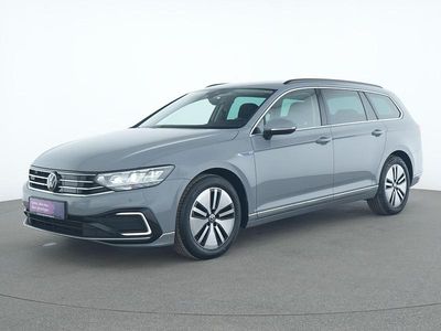 Usata VW Passat GTE 218 CV (160 kW) 2022 Grigio Station wagon