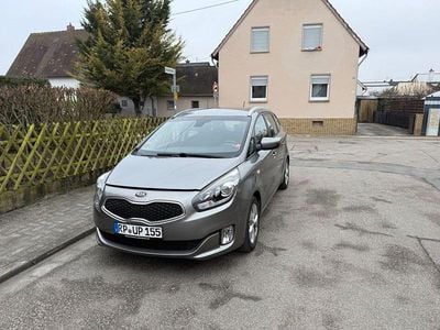 Gebraucht Kia Carens Edition 7 136 PS (100 kW) 2015 Silber Van / Kleinbus