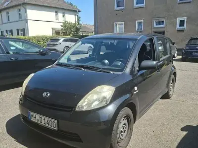 Gebraucht Daihatsu Sirion 87 PS (63 kW) 2005 Schwarz Kleinwagen