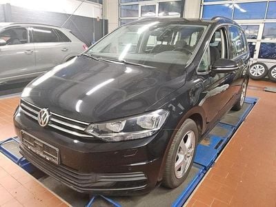 Gebraucht VW Touran Comfortline 150 PS (110 kW) 2020 Schwarz Van / Kleinbus