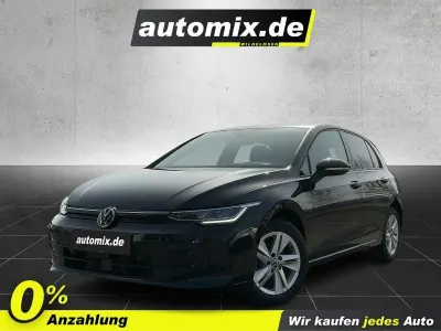 Gebraucht VW Golf VIII Life 150 PS (110 kW) 2025 Schwarz Limousine