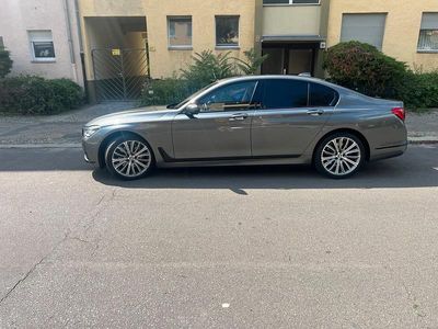 BMW 740