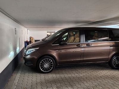 Mercedes V250